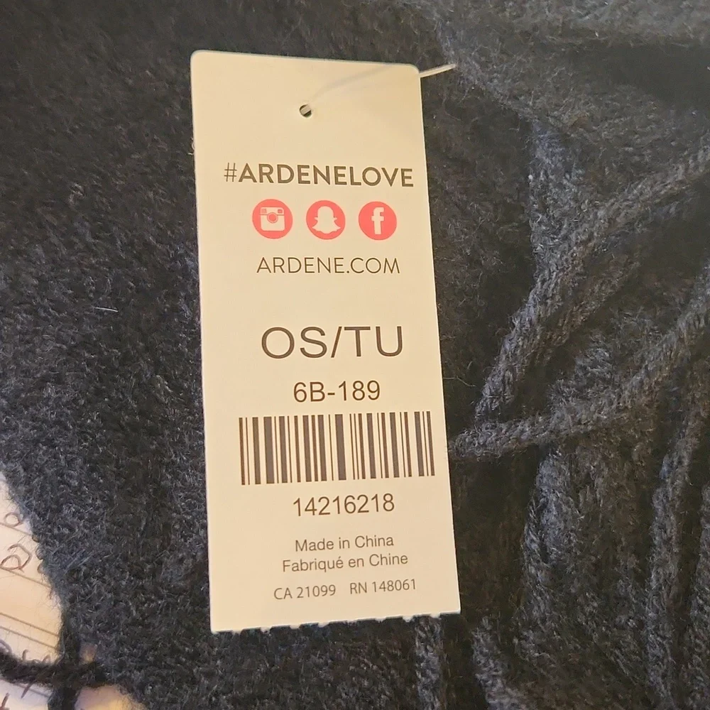 ARDENE WOMENS BLACK SEQUIN PONCHO MED - LARGE WITH FRINGES AT BOTTOM NWT - Picture 4 of 4